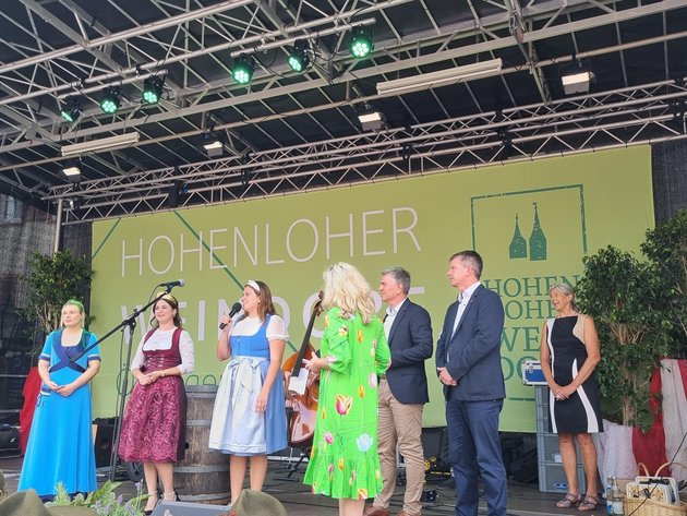 Eröffnung Käthchen, Weinhoheiten, Frau Lummp, Herr Michler