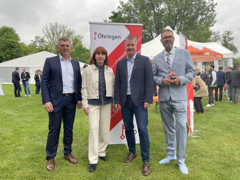 v.l. Ian Schölzel, Anna-Maria Dietz, Thilo Michler, Marco Koenitz Redner*in zur Eröffnung der Messe
